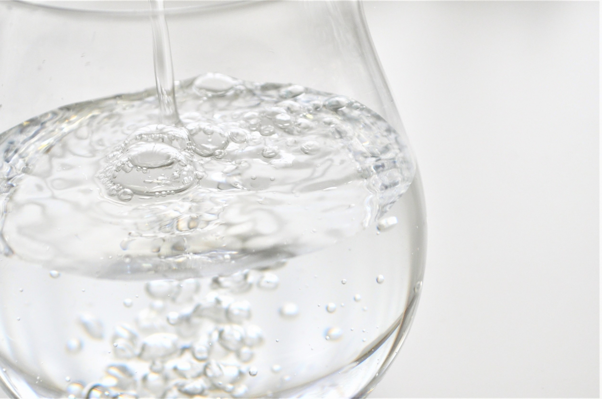 美味しくミネラル豊富な中硬水：きりしまの名水　始元水